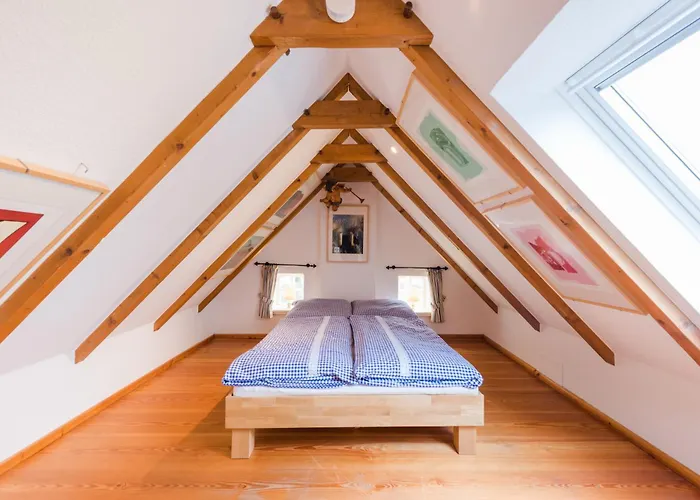 Huus An't Diek Von 1850 * Krummhörn